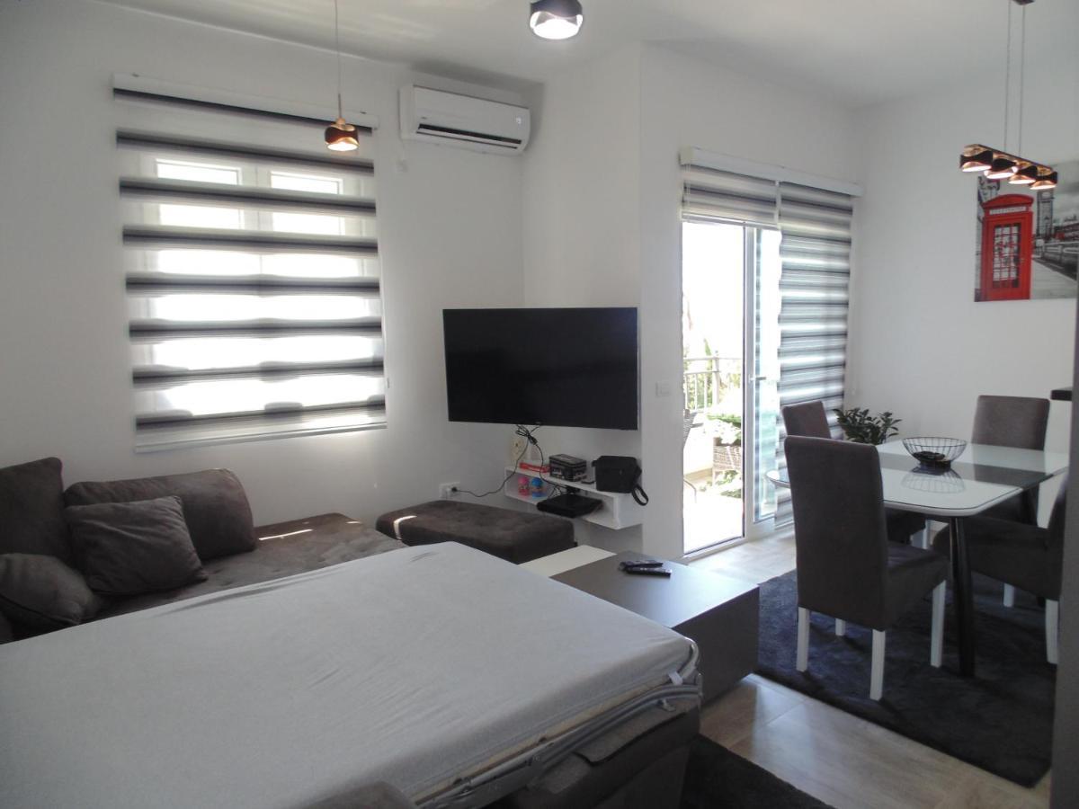 Kaljevic 13 Daire Bar Dış mekan fotoğraf